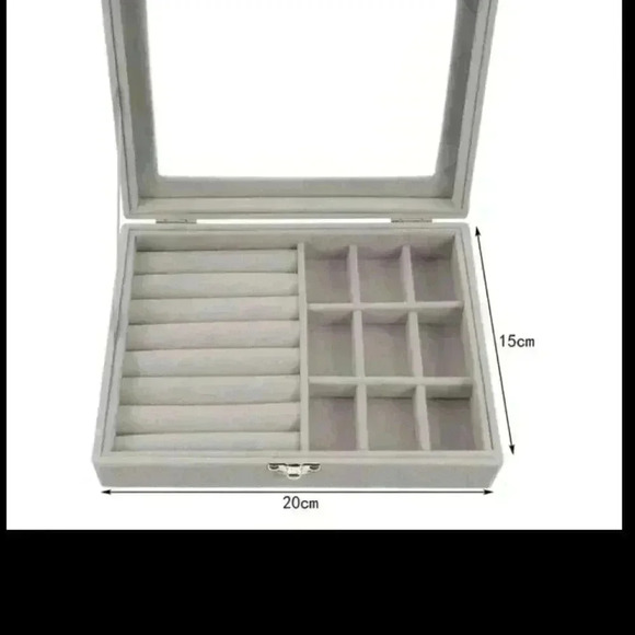 Jewelry box storge Grey flet with latching lid - Picture 2 of 3